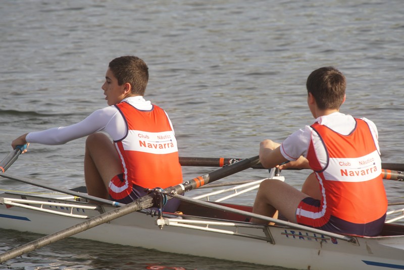 Buen tono de los remeros navarros en la Primera Copa Primavera
